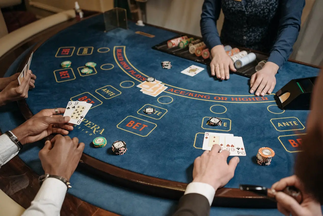 Los Mejores Slots de Kirolbet — Análisis por RTP y Volatilidad